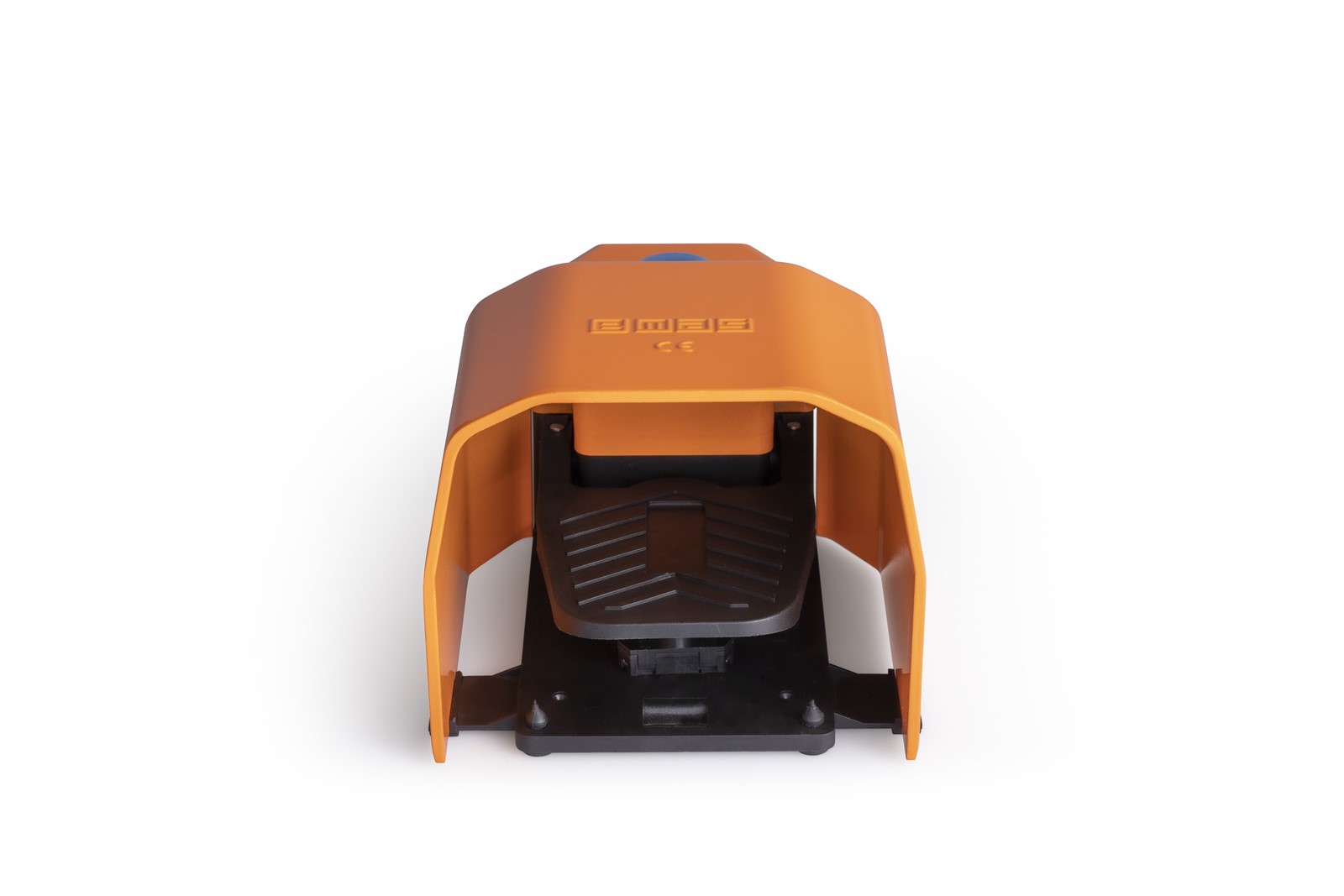 Ambalaj Miktarı (Ad)1 ÜrünPedal TipResetli ÖzellikTekli Kontak(1NO+1NC)+2NC RenkTuruncu KorumaMetal Korumalı Kontak Akımı (Ie)3 A (240V AC) Kullanım KategorisiAC15 Mekanik Ömür (Min Adet)1000000 Elektriksel Ömür (Min Adet)100000 Çalışma Sıklığı (Açma Kapama/Saat)Mek. 1800 Elk. 1200 Yalıtım Gerilimi (Ui)300 V Darbe Dayanım Gerilimi (Uimp)2.5 kV Dielektrik Mukavemeti (Gövde-Kontak)2.500V AC Dielektrik Mukavemeti (Kontak-Kontak)1.500V AC İzolasyon Direnci10 MΩ min. (500V DC) Çalışma Sıcaklığı-25 / +80 °C Kirle